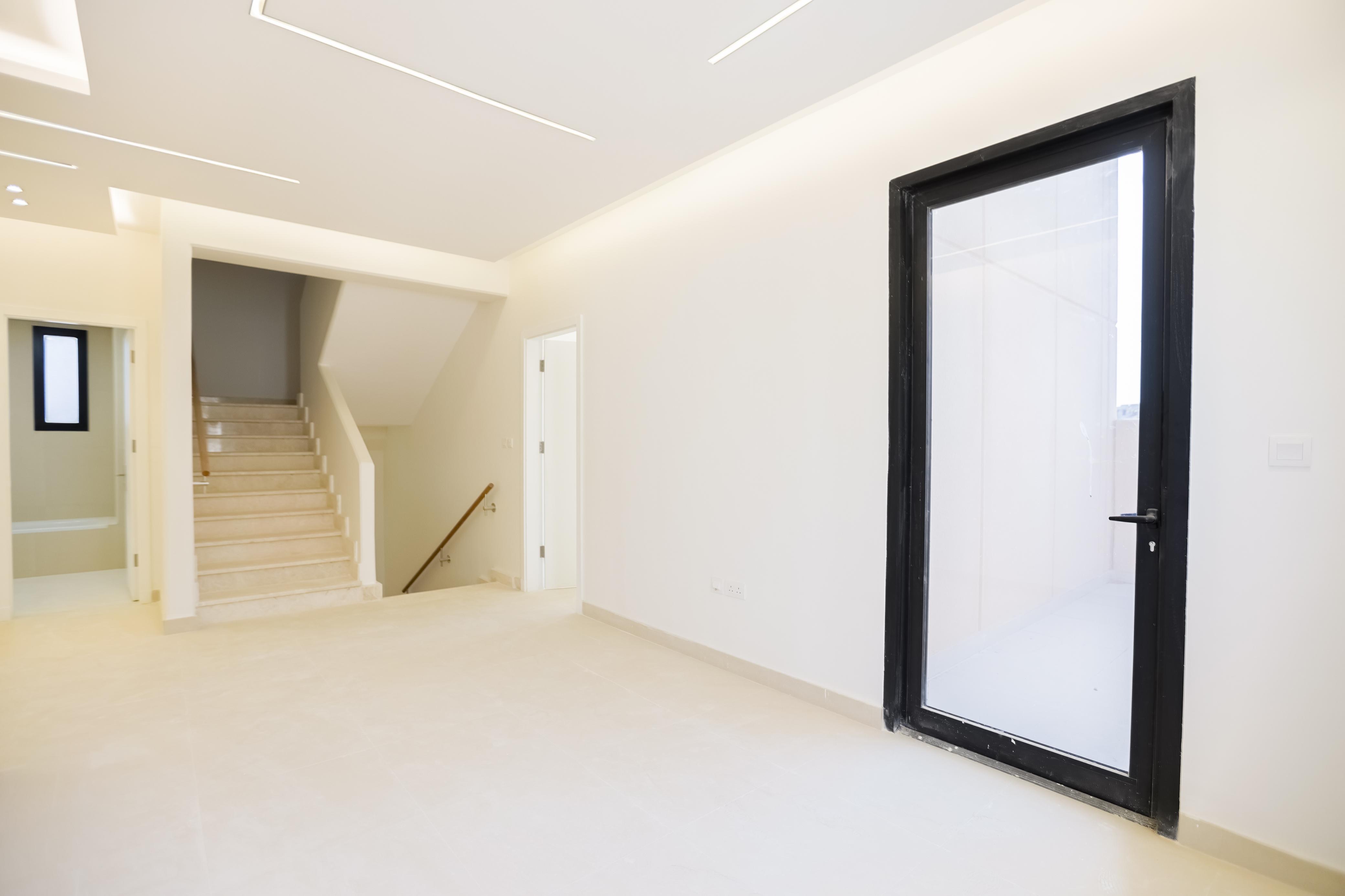 Modern Luxury Villa for Rent in Sedra Roshn 🏡✨ Contemporary Design | Premium Finishes | Prime Location 🔑🌿